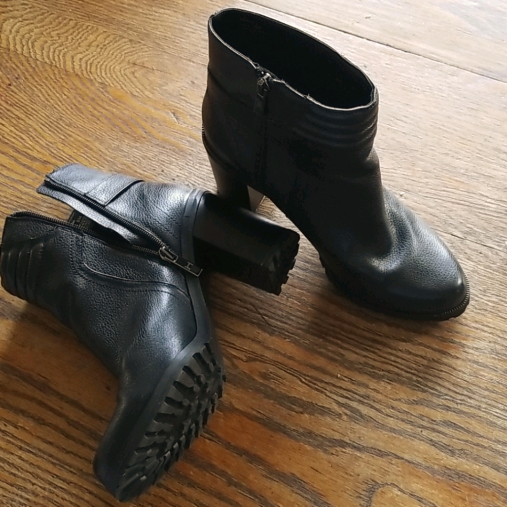 Halston Ankle Boots